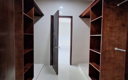 Hermosa Casa en Venta en Fracc. Las Palmas, Medellín de Bravo, Ver.Precio: $6,500,000